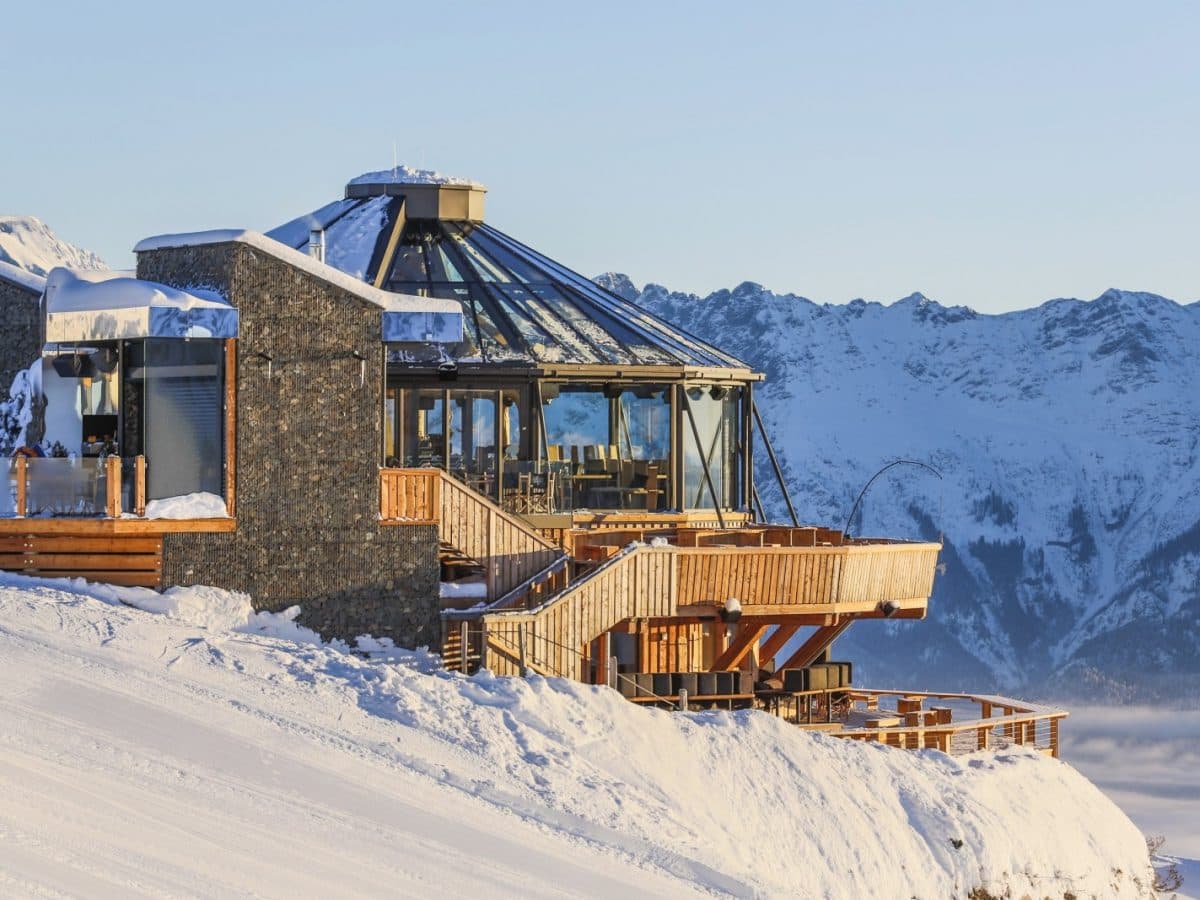 Defender White Pearl Night 